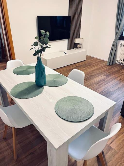 Soleo Guesthouse مونزا المظهر الخارجي الصورة