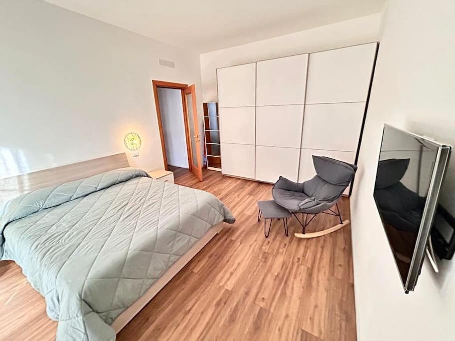 Soleo Guesthouse مونزا المظهر الخارجي الصورة