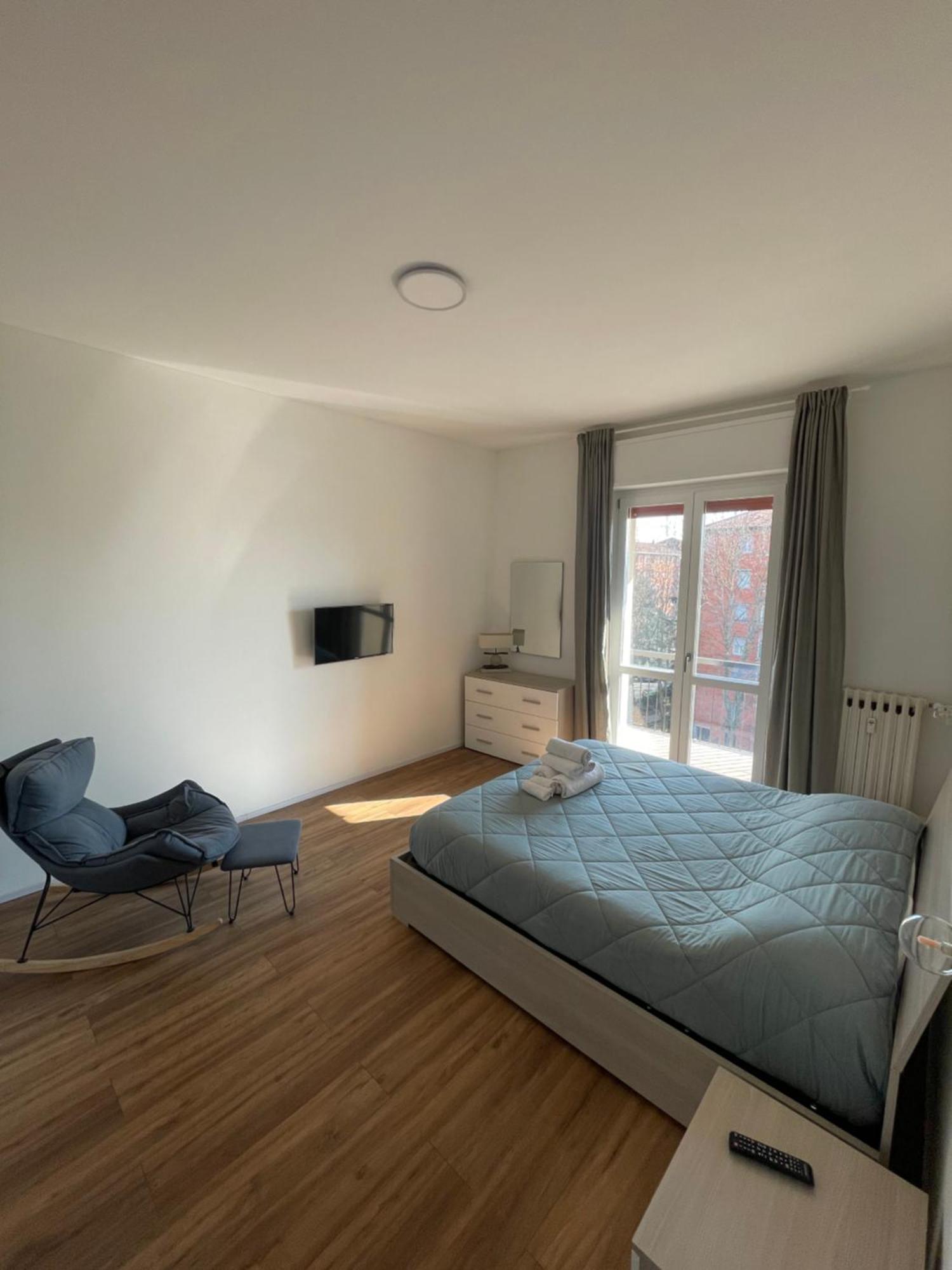 Soleo Guesthouse مونزا المظهر الخارجي الصورة